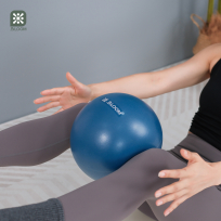 Мяч для пилатеса BLOOM LB7002/20/BU синий 20 см